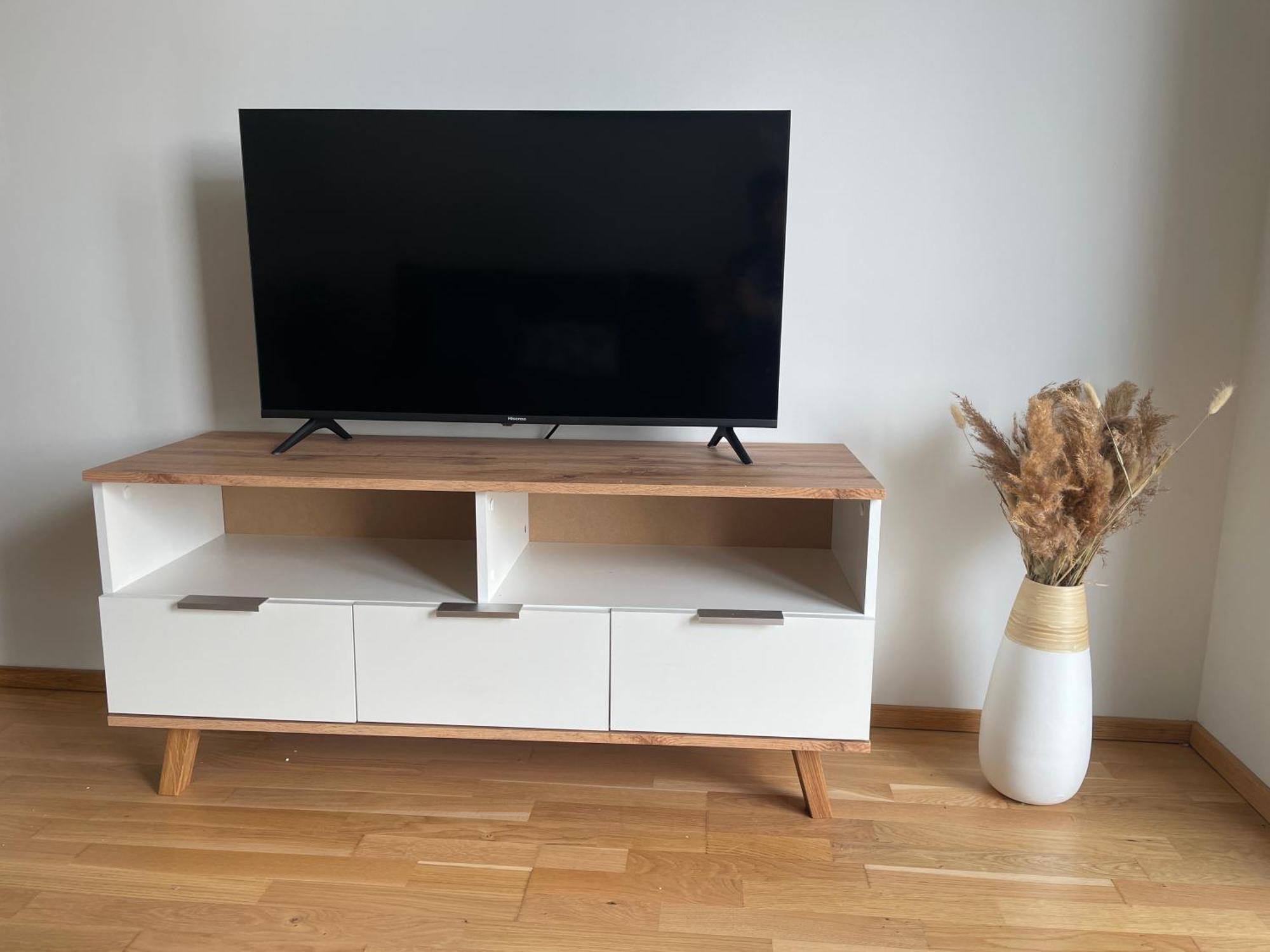 55 M2 Stylish With Balcony & Parking Wenen
