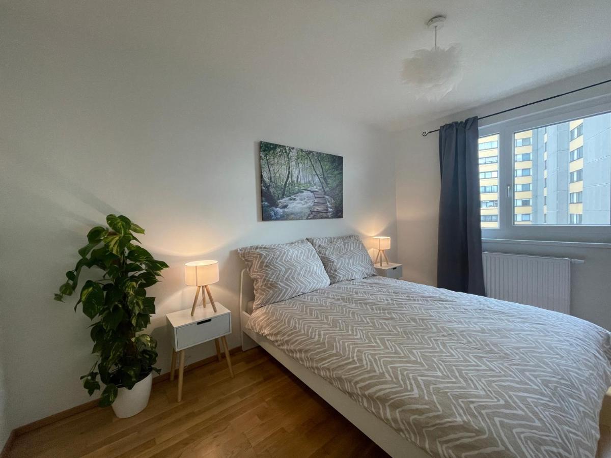 55 M2 Stylish With Balcony & Parking * Wenen